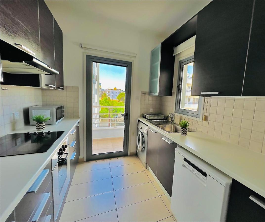 Lara 303 Apartamento Larnaca Exterior foto